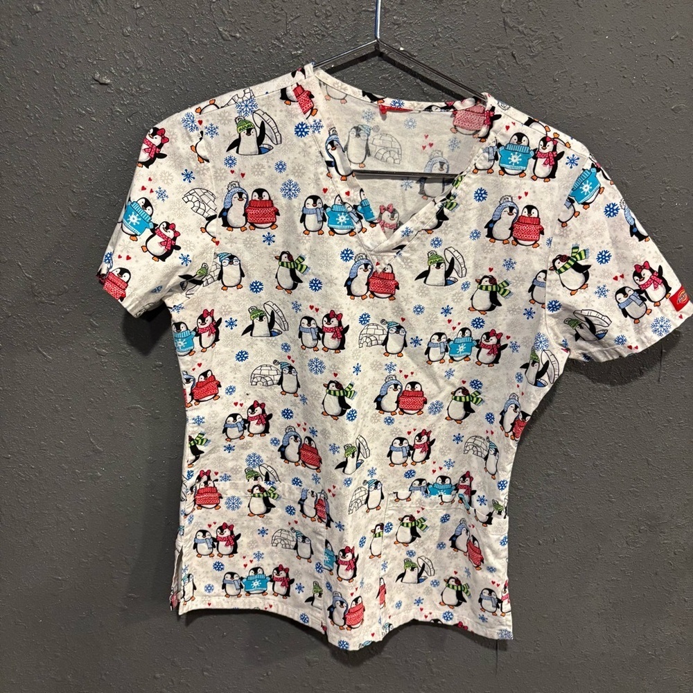 Penguin Print Scrub Top